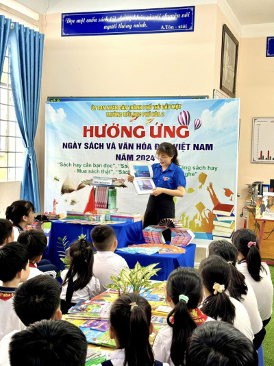 Hưởng ứng ngày "Sách và văn hóa đọc" năm 2024
