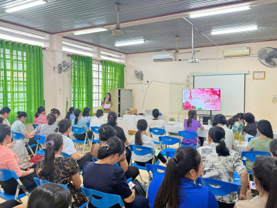 Trường TH Phú Hòa 2 tổ chức kỉ niệm ngày 20/10