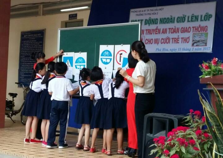 Trò chơi ghép biển báo giao thông