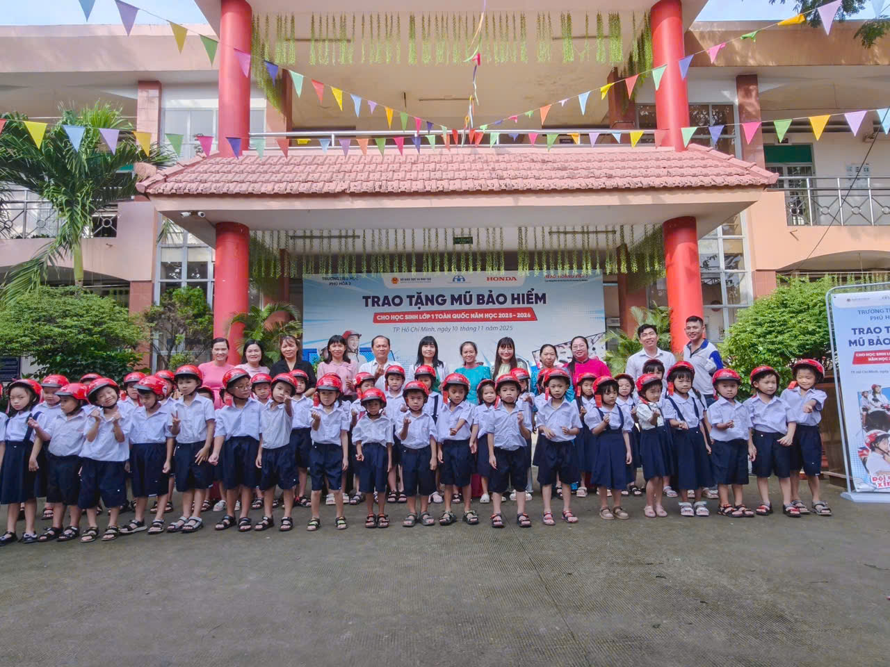 z7212117851003 183e578bf7d6efcad6a6640c3429c1c0