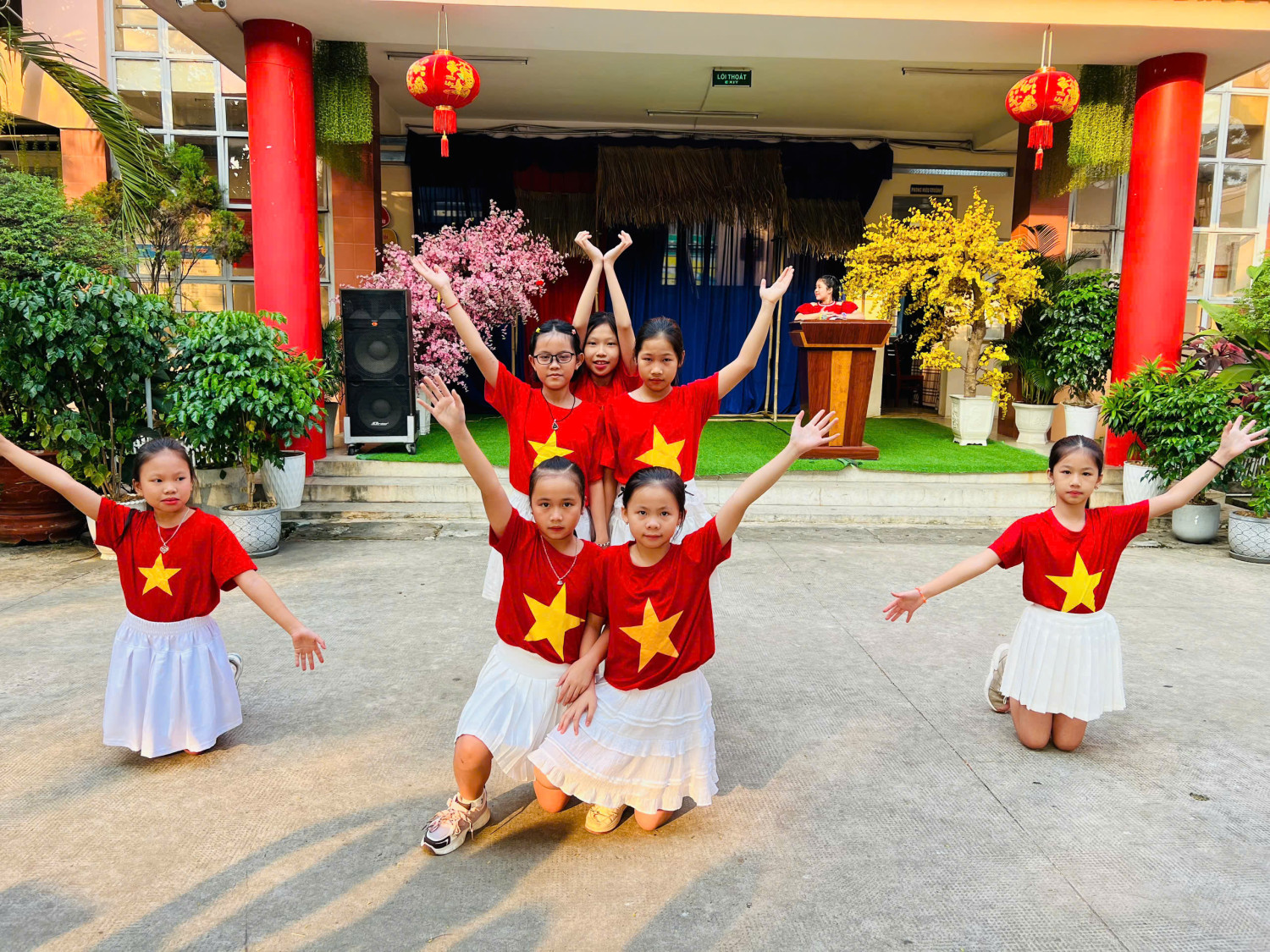 z7444872645737 963045dda5da3e7683b56a10869e2728