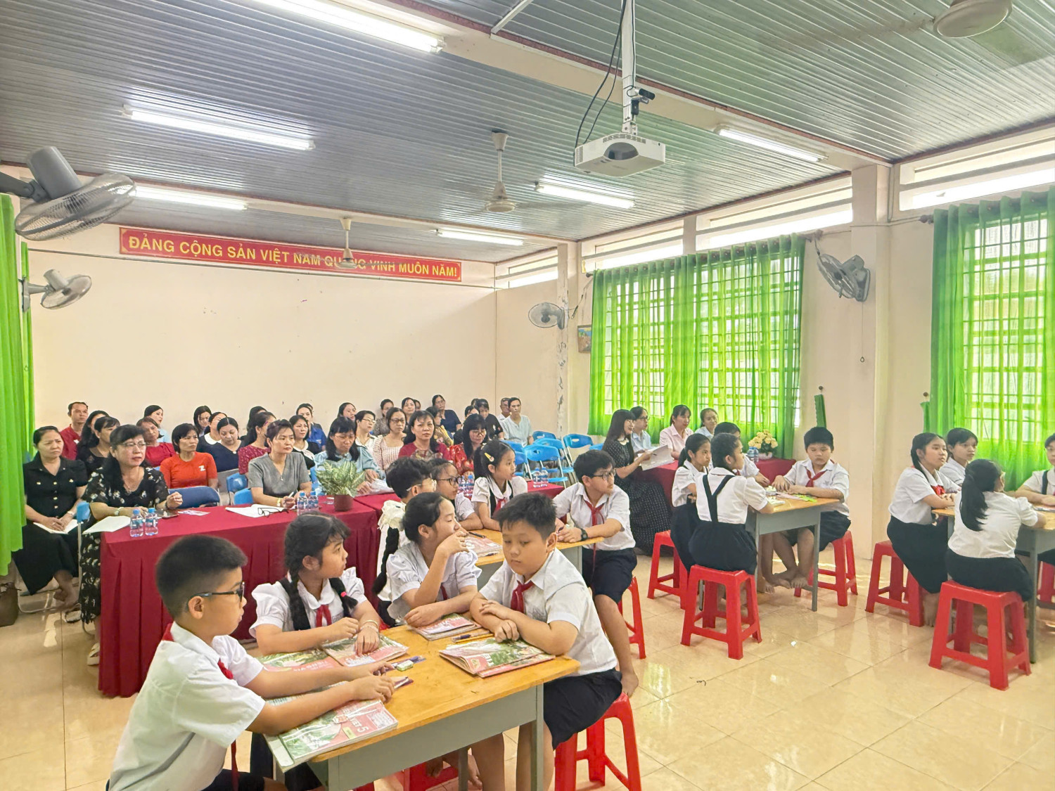 z7486699069722 a5a23a68cf4ee3353a6fd95be339767b