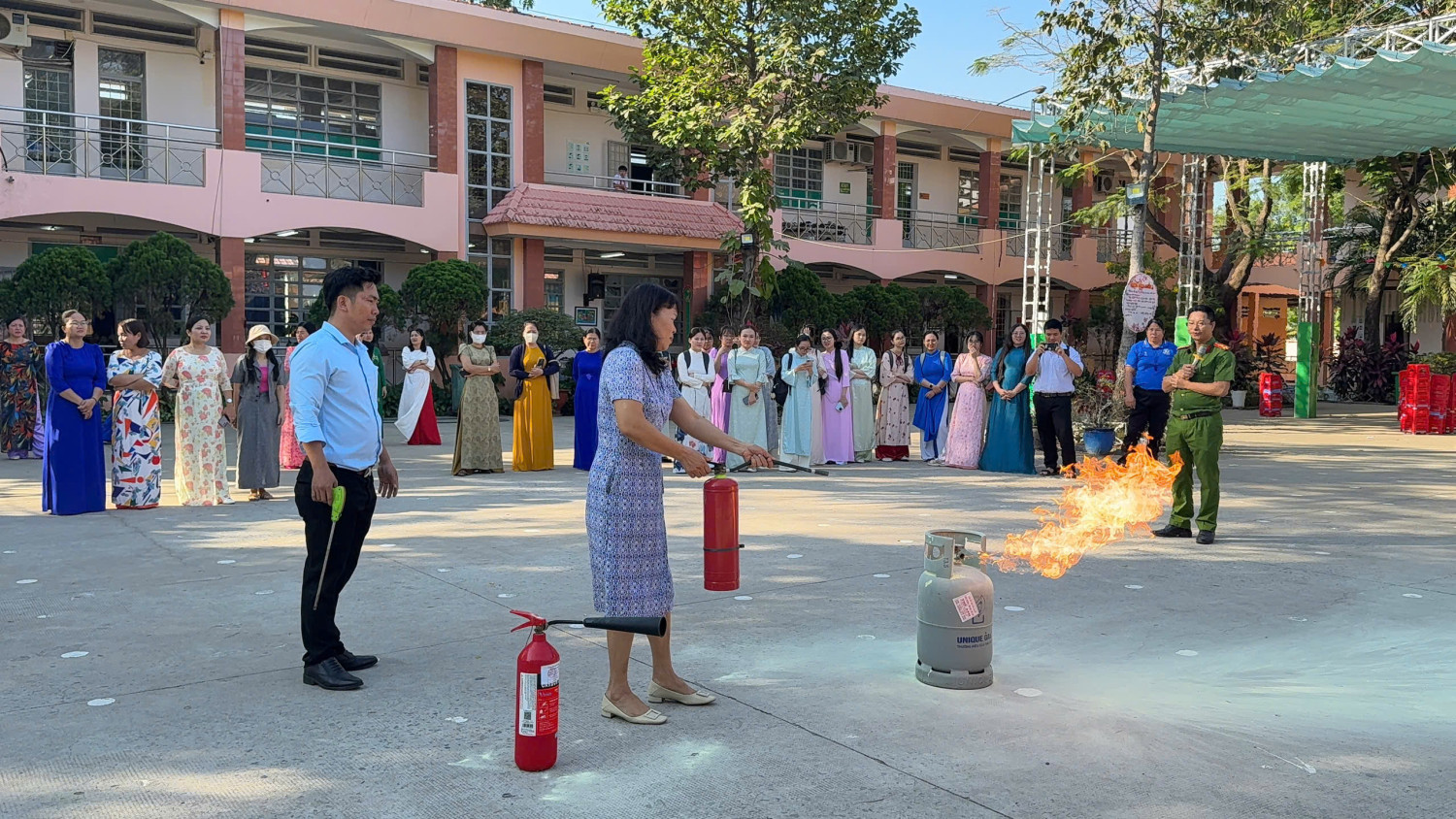 z7491912092608 33159b14862f372b1e8cafb28790b6a0